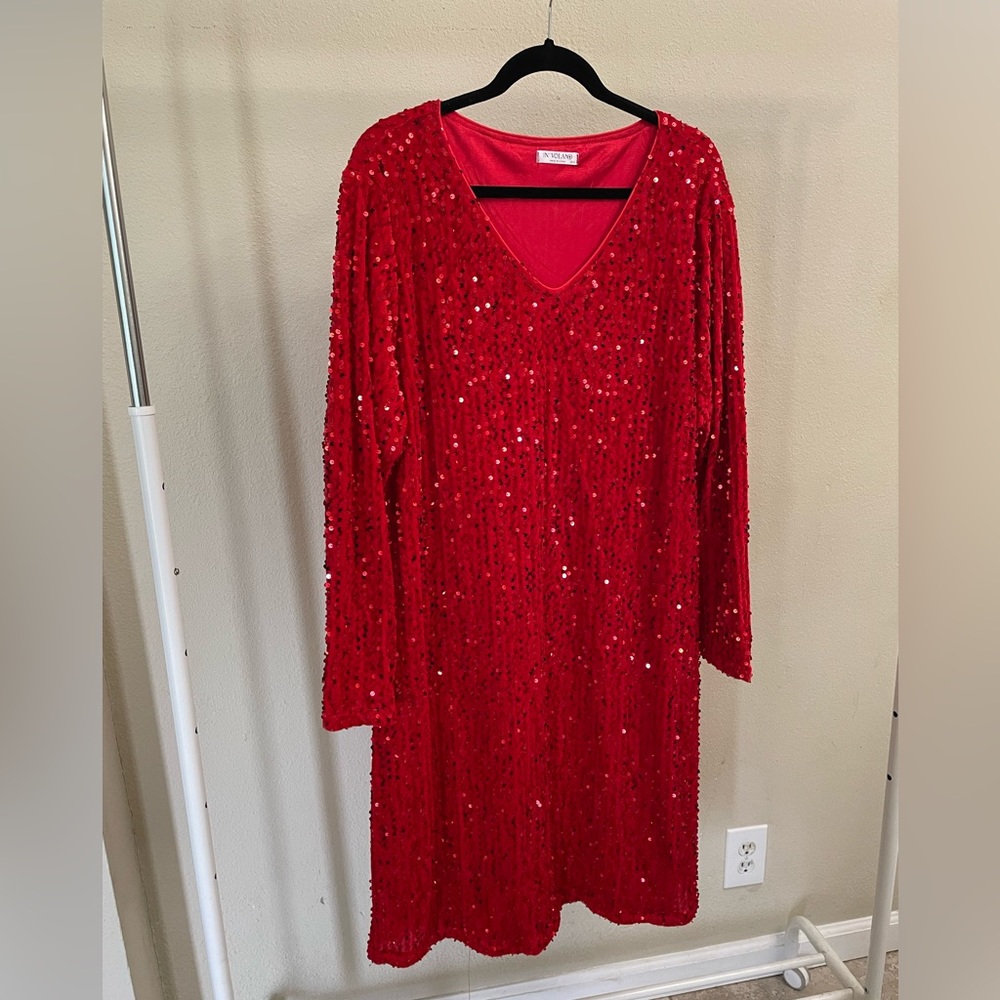 Red 3/4 Sleeve Sequin Dress